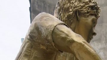 Diego Armando Maradona es homenajeado a unos metros de donde debutó en Buenos Aires, Argentina. (Foto: EFE / Sebastián Meresman)