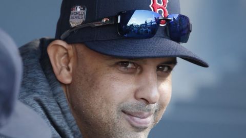 El boricua Alex Cora duró dos años en Boston.