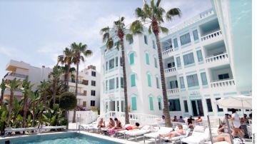 El Hotel de Messi en Ibiza será sede de un encuentro sexual organizado por Skirt Club