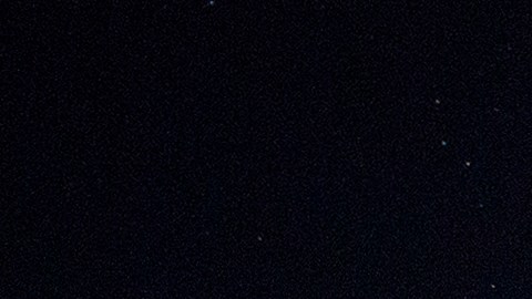 El cohete SpaceX Falcon 9 se curva alrededor de la Tierra, el 7 de octubre de 2018.