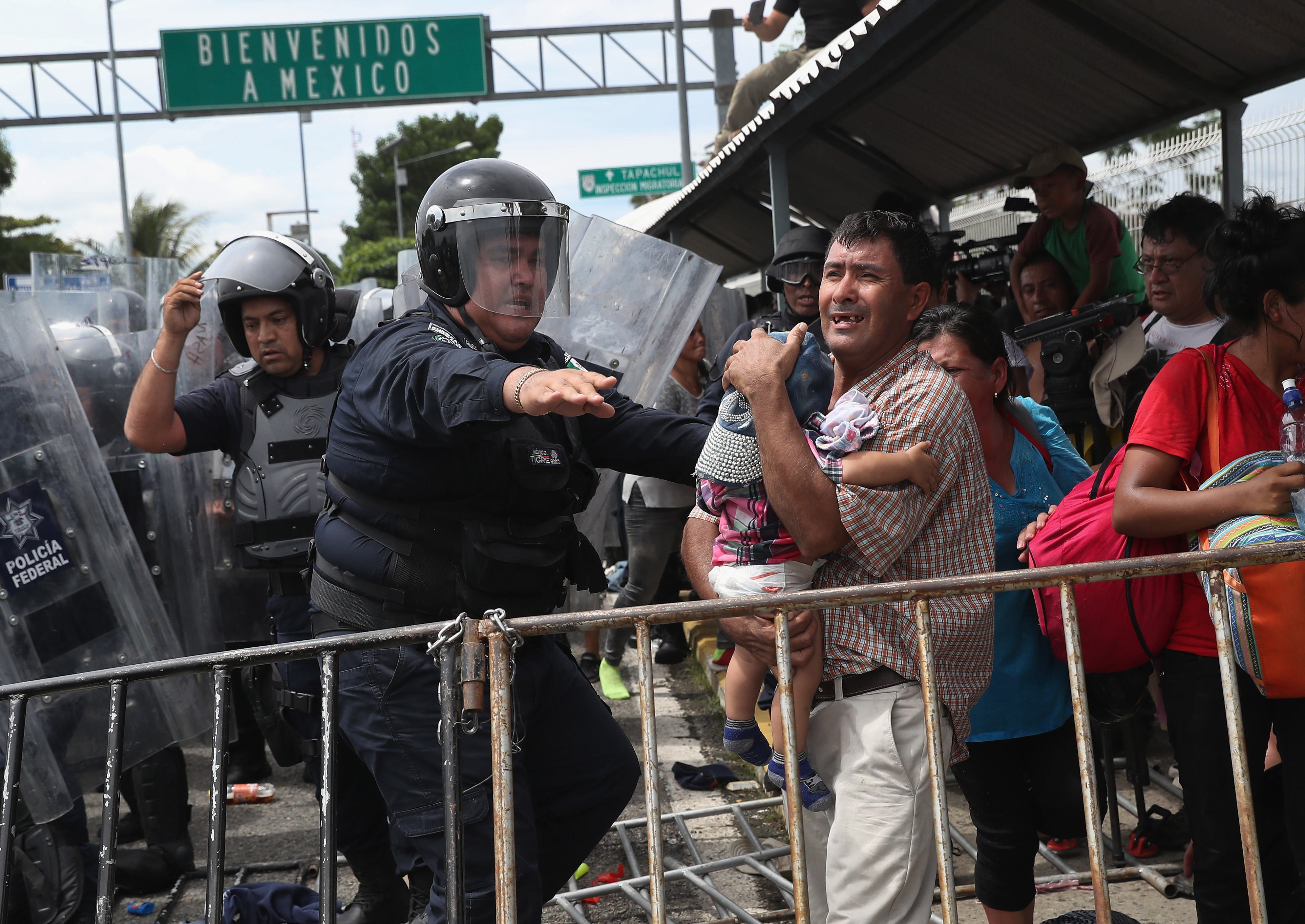 M xico permite la entrada de la caravana migrante tras rechazar