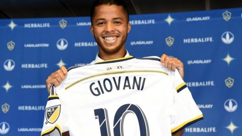 Giovani dos Santos gana cuatro veces más que Zlatan con Los Angeles Galaxy. (Foto: Harry How/Getty Images)