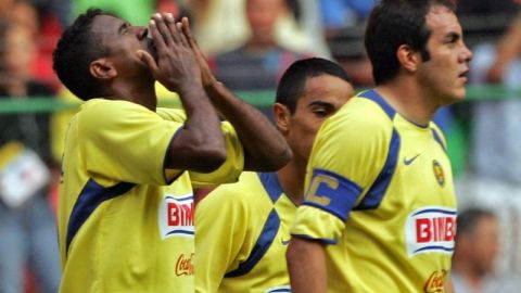 Jugadores del Club América en el Torneo Clausura 2006 del futbol mexicano. (Foto: OMAR TORRES/AFP/Getty Images)