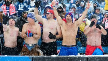 Los fans de Buffalo esperan una noche de locura ante los Patriots.