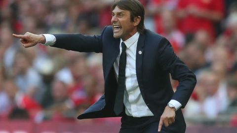 El técnico italiano Antonio Conte tuvo discrepancias con el Real Madrid. (Foto: Catherine Ivill/Getty Images)