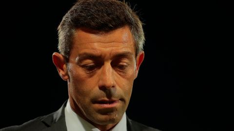 Pedro Caixinha sufre cuando enfrenta duelos ante las Águilas del América