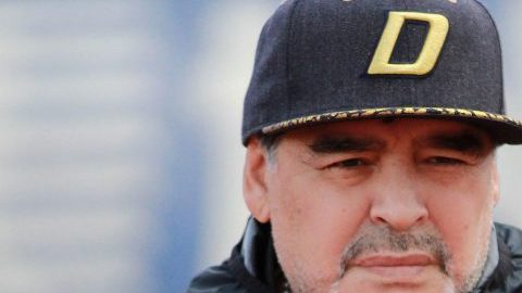 Diego Armando Maradona se sigue yendo de la boca y luego se desdice. (Foto: Imago7/Raúl Martínez)