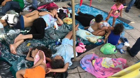 A los migrantes no les importa incluso arriesgar su vida porque las condiciones en que viven en sus países de origen son intolerables.