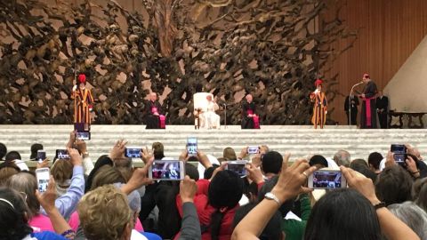 El Papa Francisco pide a los salvadoreños seguir el ejemplo de Romero frente a las adversidades. Foto: María Peña/Impremedia