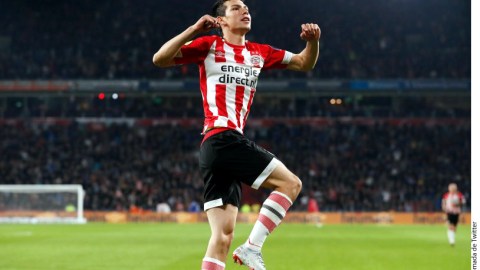 Hirving Lozano anotó su octavo gol de la temporada en la liga holandesa