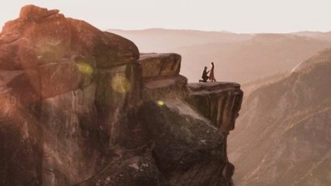 Se está intentando localizar a esta pareja.