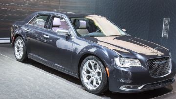 Chrysler 300 2015. Para el modelo 2019 se tienen grandes expectativas