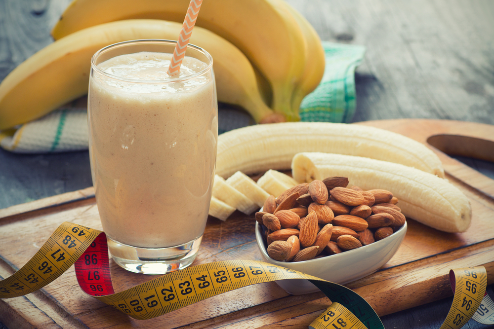 3 nutritivos batidos de banana que te ayudarán a adelgazar y no tener  hambre en el intento | La Opinión