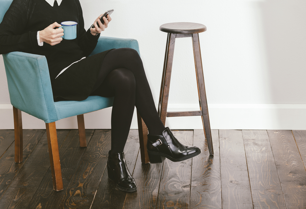 6 tipos de botas de mujer en charol para usar este otoño - La Opinión