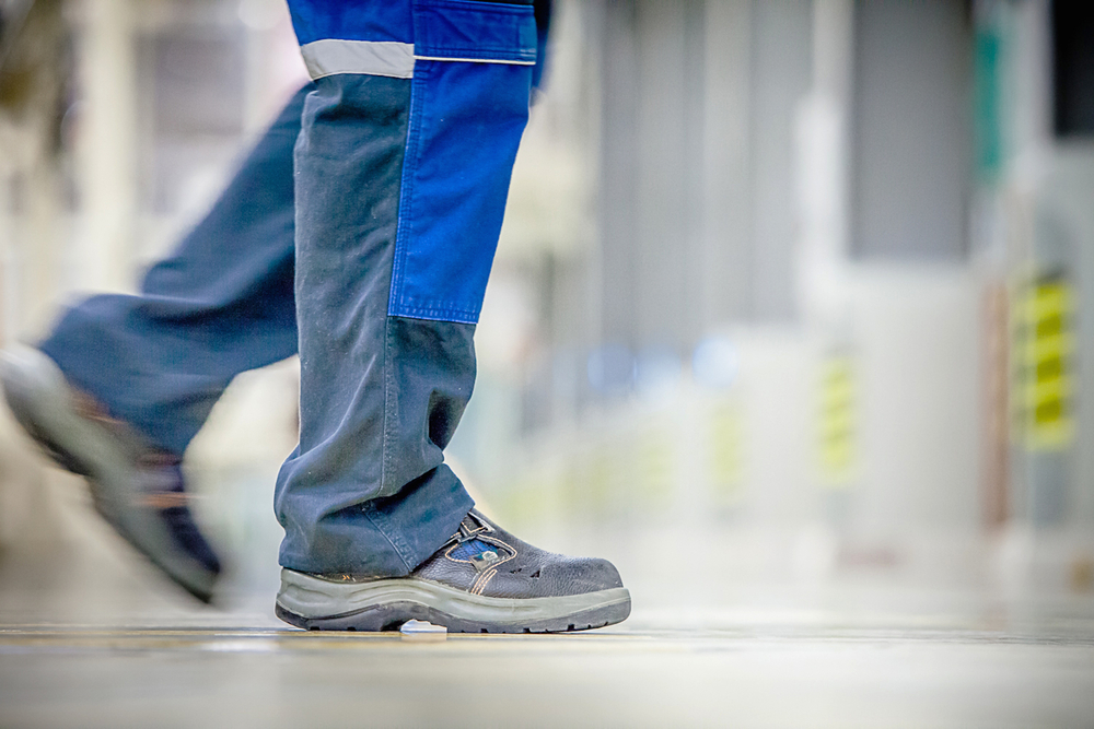 Los 5 mejores tipos de zapatos anti-deslizantes hombres - La Opinión
