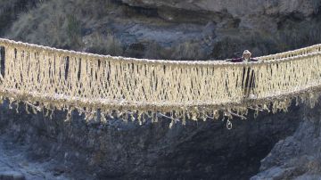 El Q'eswachaka mide cerca de 30 metros de largo.