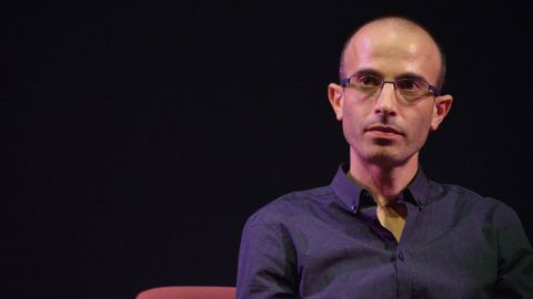 Yuval Noah Harari critica las tecnologías de Silicon Valley.