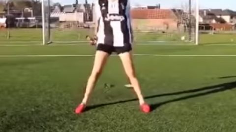 Esta chica se volvió viral por imitar los festejos de Cristiano Ronaldo y otros cracks