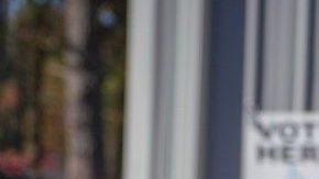 Cindy Hyde-Smith hizo campaña junto a su familia