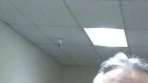 Wayne, a la derecha, se vio afectado for los incendios y este hombre no dudó en ayudarle.