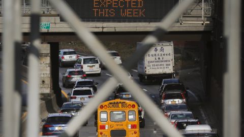 54 millones de conductores viajaran a algún estado en el Día de Acción de Gracias: AAA