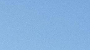 Un grupo de inmigrantes trató de cruzar el muro para llegar a suelo de EEUU