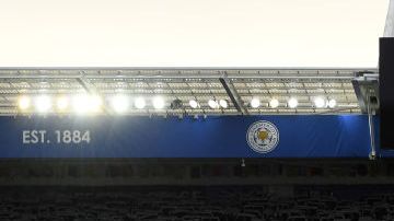 Dos minutos de silencio se guardaron previo al juego entre Leicester City y Burnley