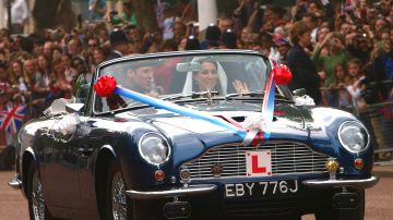 Este Aston Martin fue utilizado en la boda de el Principe Williams y Kate Middleton