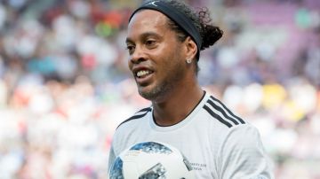 Ronaldinho debe pagar una multa que supera los $2 millones de dólares