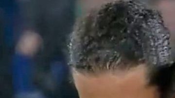 El árbitro rumano Ovidiu Hategany perdió a su madre pero pitó el Alemania-Holanda.