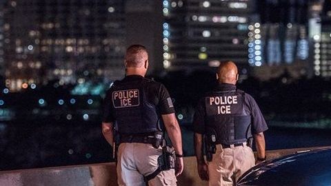 ICE ha intensificado sus operativos en centros de trabajo.