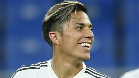 Carlos Salcedo, jugador mexicano del Eintracht Frankfurt alemán.