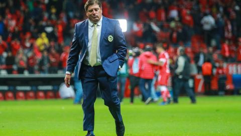 Miguel Herrera se lanzó contra el arbitraje y el VAR