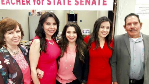 Las hermanas Blanca y Susan Rubio al lado de sus padres Sabino y Estela Rubio, y su hermana menor Sylvia. (foto suministrada).