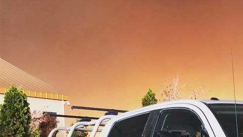 Así quedó la camioneta de Andrew después del incendio
