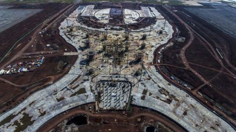Por qué sigue la construcción de la terminal aérea ya cancelada.