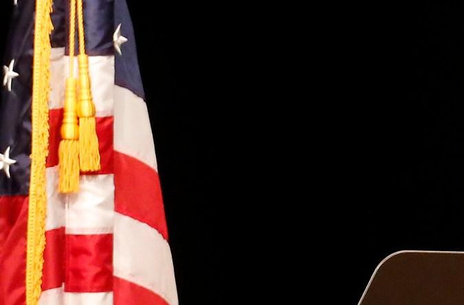 Alex Villanueva dijo que va a trabajar de cerca con la comunidad inmigrante. (Aurelia Ventura/La Opinion)