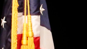 Alex Villanueva dijo que va a trabajar de cerca con la comunidad inmigrante. (Aurelia Ventura/La Opinion)