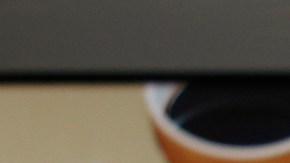 El robot funciona todo el día y provee información sobre tiendas y otros pormenores del centro comercial.. / foto: Aurelia Ventura.