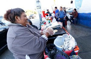 California will give $2,500 subsidies to street vendors affected by covid-19 thumbnail