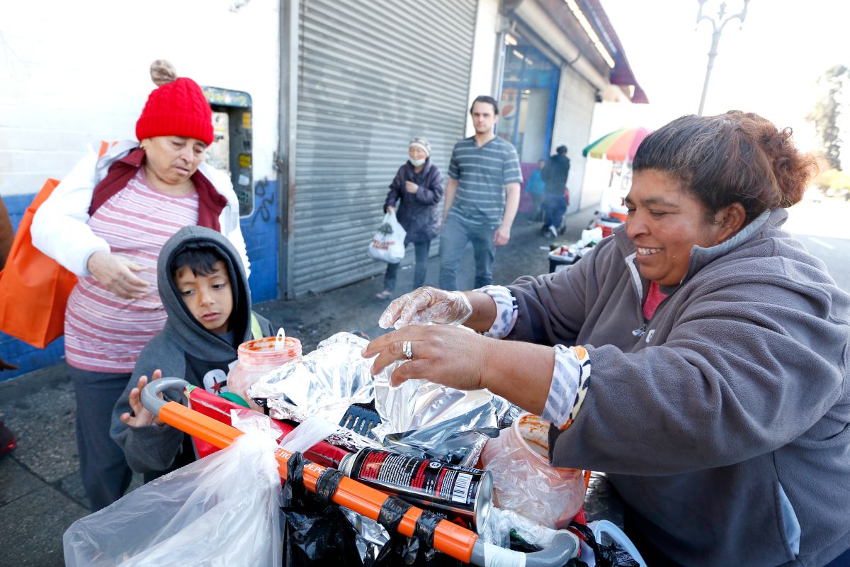 Marjorie Reyes is encouraged by the new law legalizing street vending in California. (Aurelia Ventura/The Opinion)