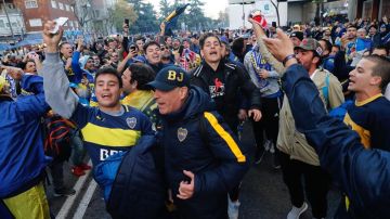 Aficionados de Boca Juniors y River Plate tomaron por asalto la ciudad de Madrid.