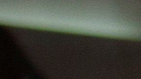 Estela Sánchez, de Hidalgo,  abraza a su madre Eustasia Trejo, en Pasadena.