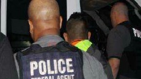 “ICE lo va a capturar”, dijo la juez, “¿qué tal si continuamos…?”