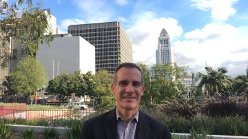 El alcalde de Los Ángeles, Eric Garcetti definirá en estos días si se lanza como candidato para la presidencia de Estados Unidos en 2020. (Araceli Martínez/La Opinión).
