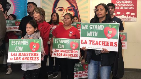 El Sindicato de Maestros dice que la creación de tantas escuelas chárter afecta a la comunidad. /archivo