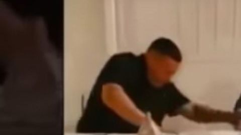 El momento en que Arguelles se desploma.