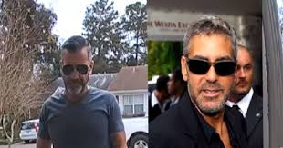 Doble de George Clooney roba un paquete.