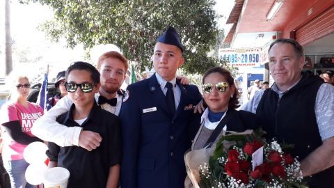 Emma Sánchez, se reunificó con su esposo Michael Paulsen y sus tres hijos Alex, Liam y Ryan. (Foto Cortesía Yolanda Varona).