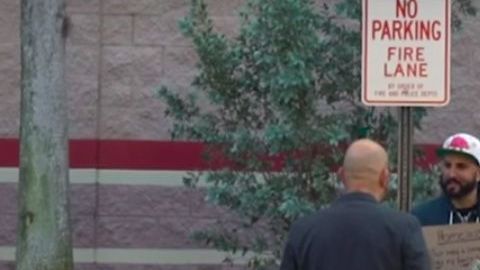 Brian Breach en el Target.